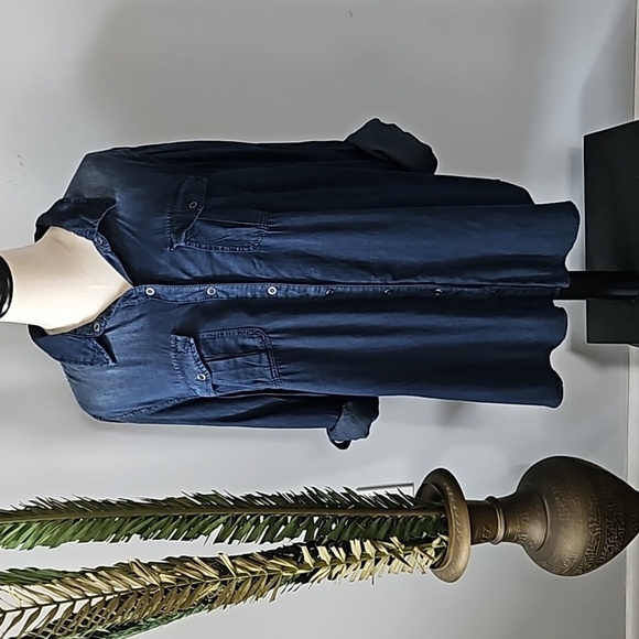 Cato Dark Chambray Snap Front Long Sleeve Blouse NWOT - Picture 1 of 14